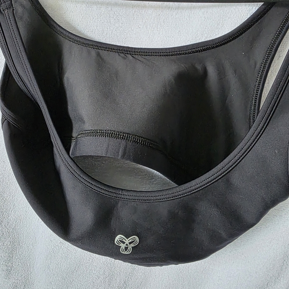 🧡 Scoop-Neck Sports Bra - Picture 5 of 6